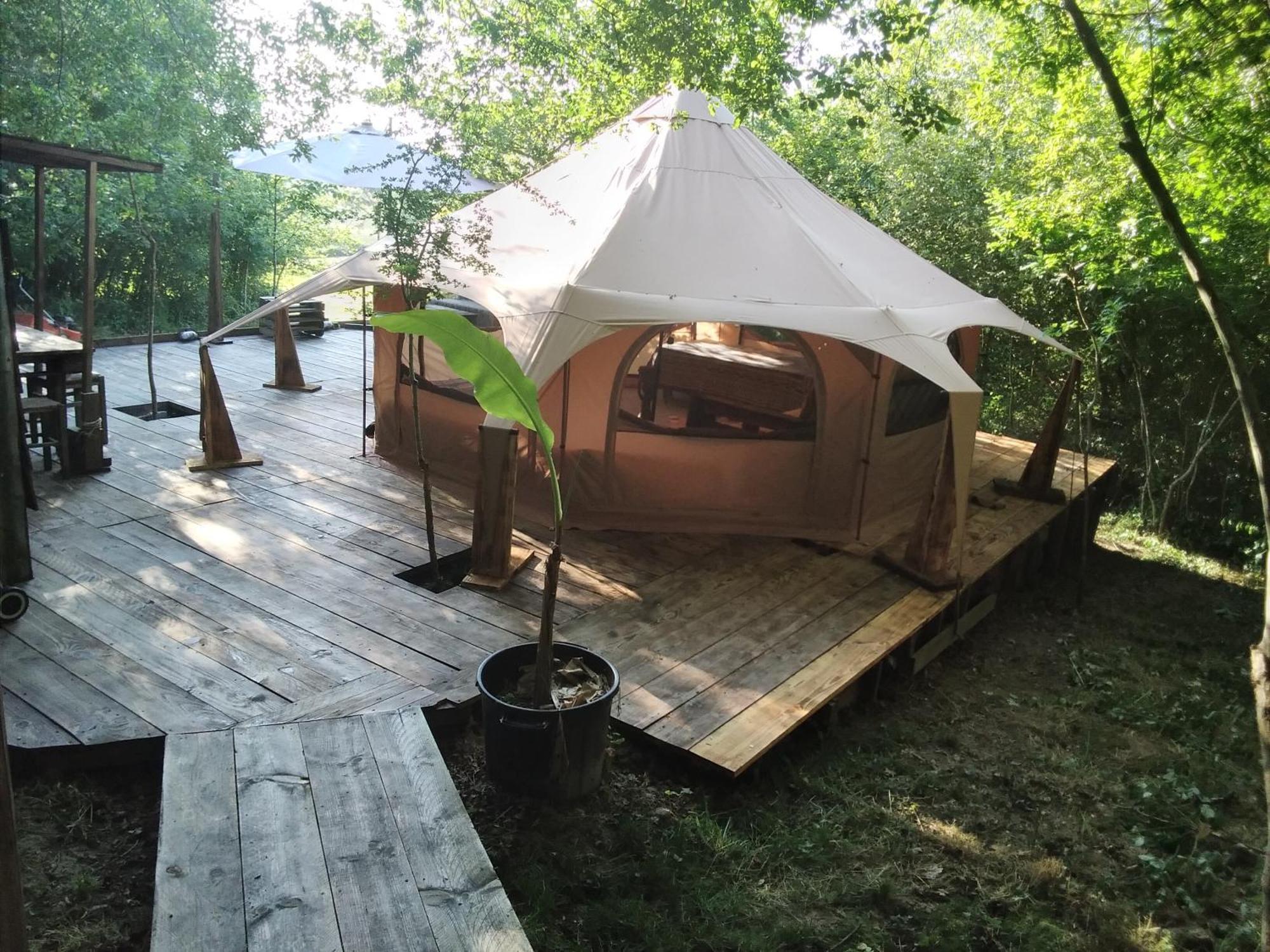 Tente Safari Lodge Dans Foret Luxuriante Vielle-Tursan Luaran gambar