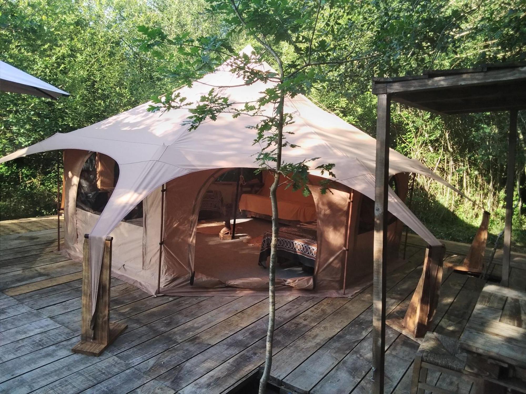 Tente Safari Lodge Dans Foret Luxuriante Vielle-Tursan Luaran gambar